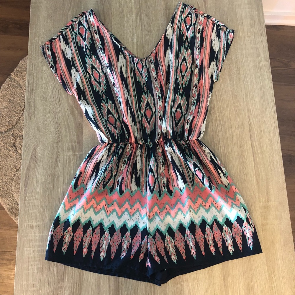 Colorful romper! - Picture 2 of 4